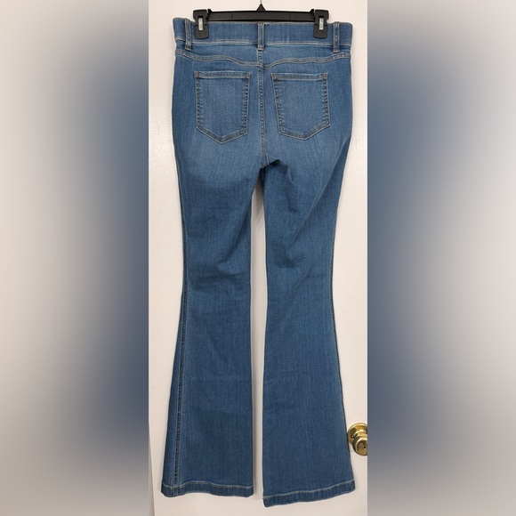 Spanx Flare Jeans Vintage Indigo Blue Size Medium - Picture 3 of 6